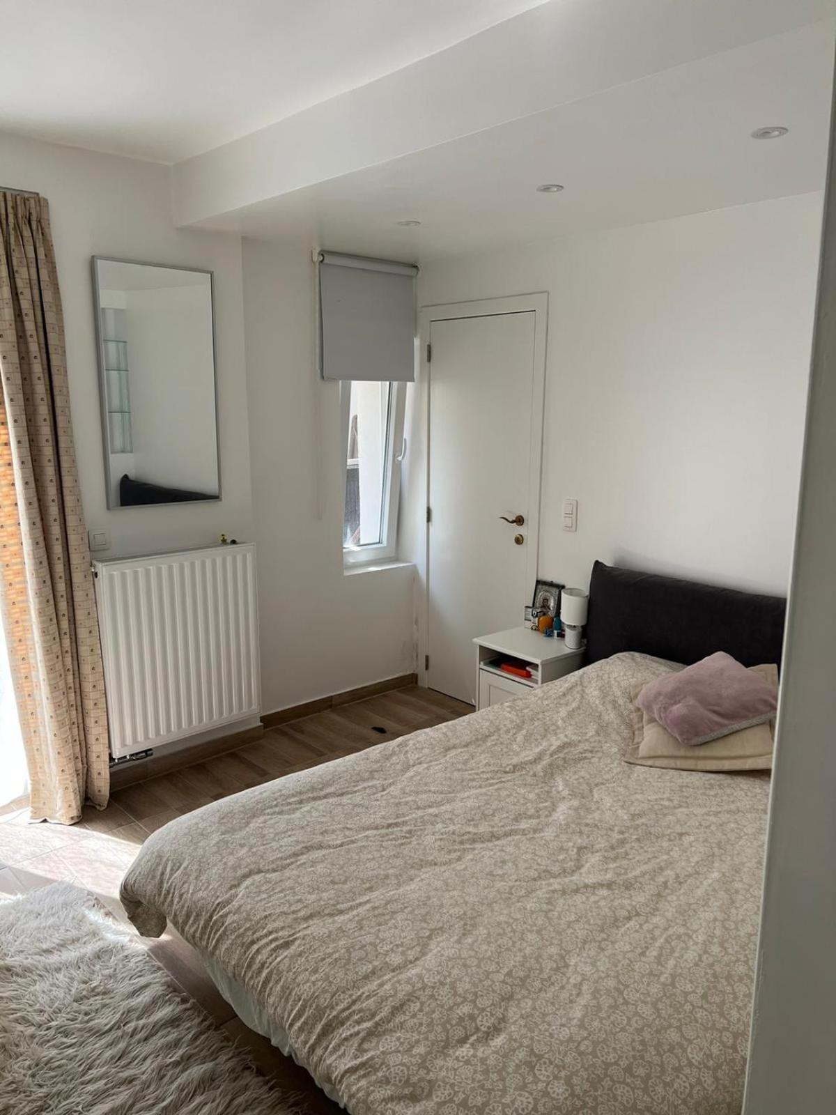 Stay In Maison De Metre In Etterbeek Bruselas Exterior foto